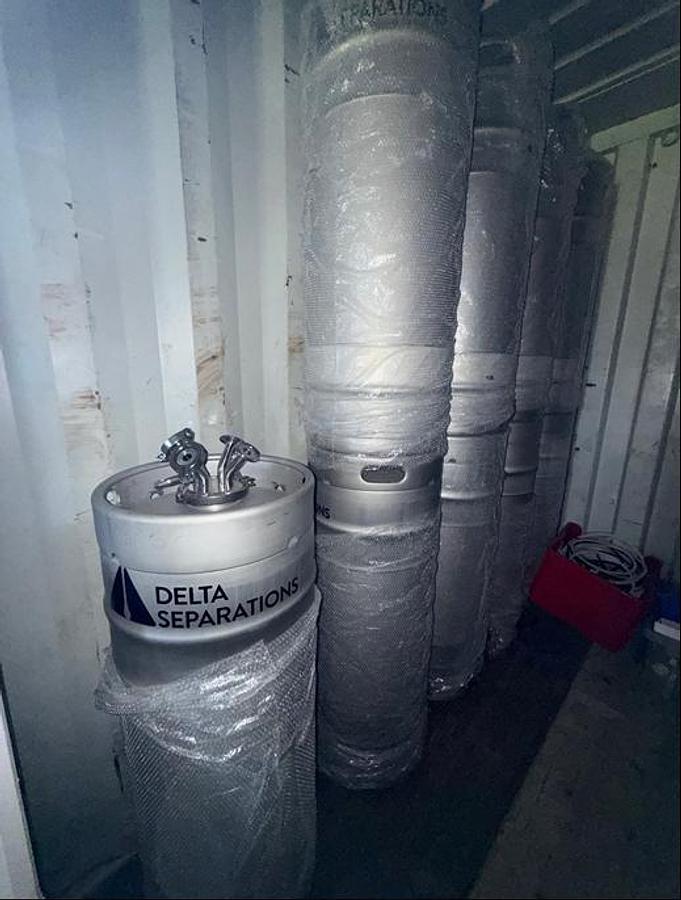 NEW Delta Separations CUP 30 with (10) Kegs, (200) Mesh Bags and (2) Dip Tubes