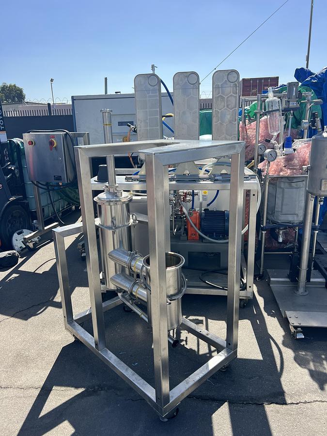 Used Delta Separations FFE 45 (Falling Film Evaporator 45 gal/hour recovery)