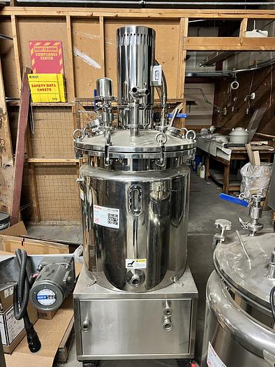 Used SaintyCo Softgel Encapsulation Line – Gelatin Melting, Mixing, Drying & Bottling – Turnkey System