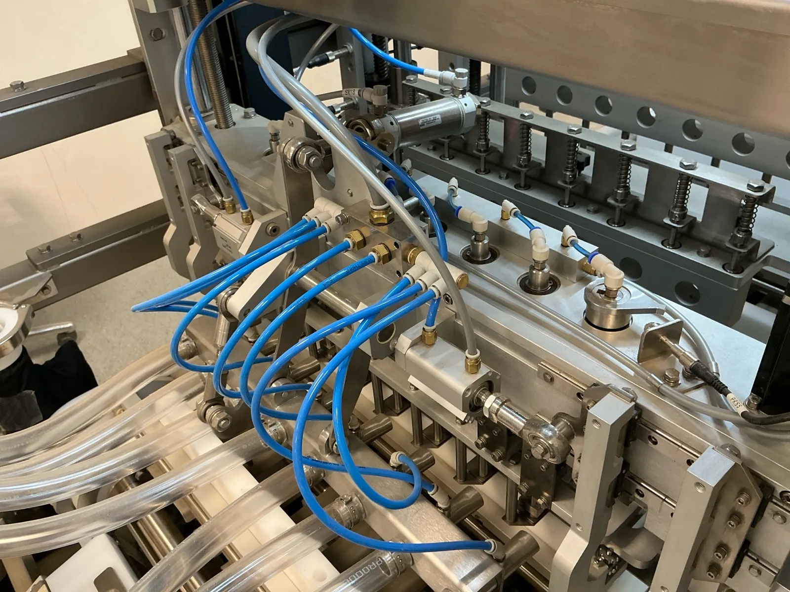 Used JuanaRoll 8 Channel Pre-Rolling Machine