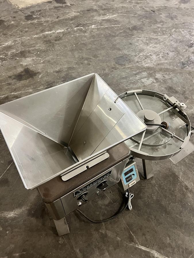 Used CAPSULE COUNTER- PEI VERSACOUNT