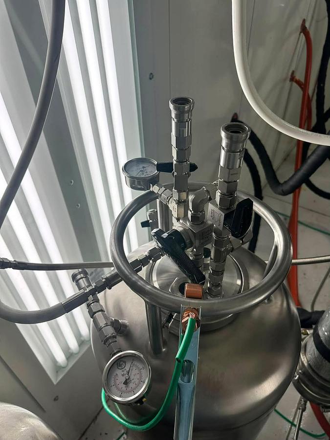 Used Bizzy Bee Hydrocarbon Extractor
