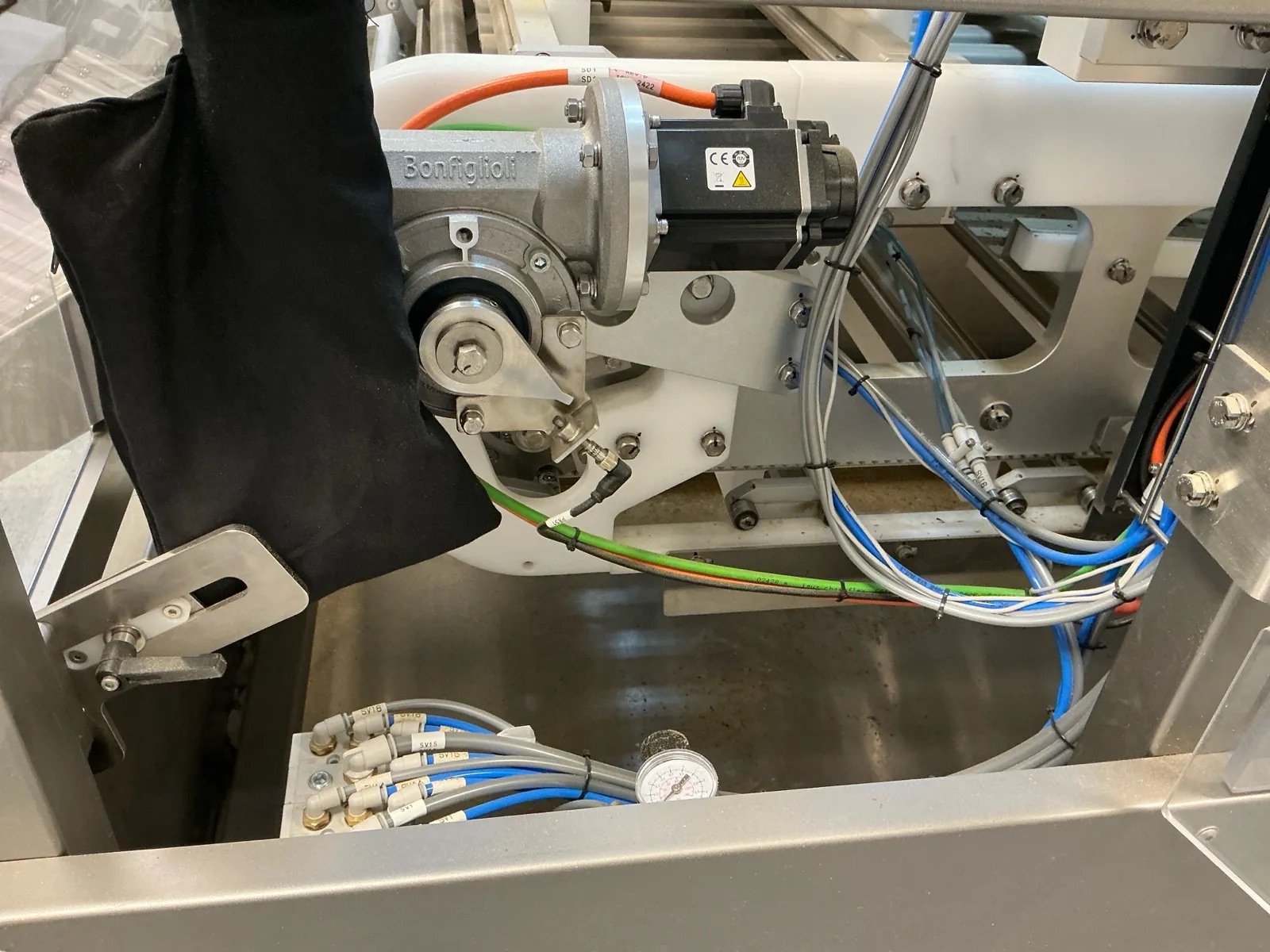 Used JuanaRoll 8 Channel Pre-Rolling Machine