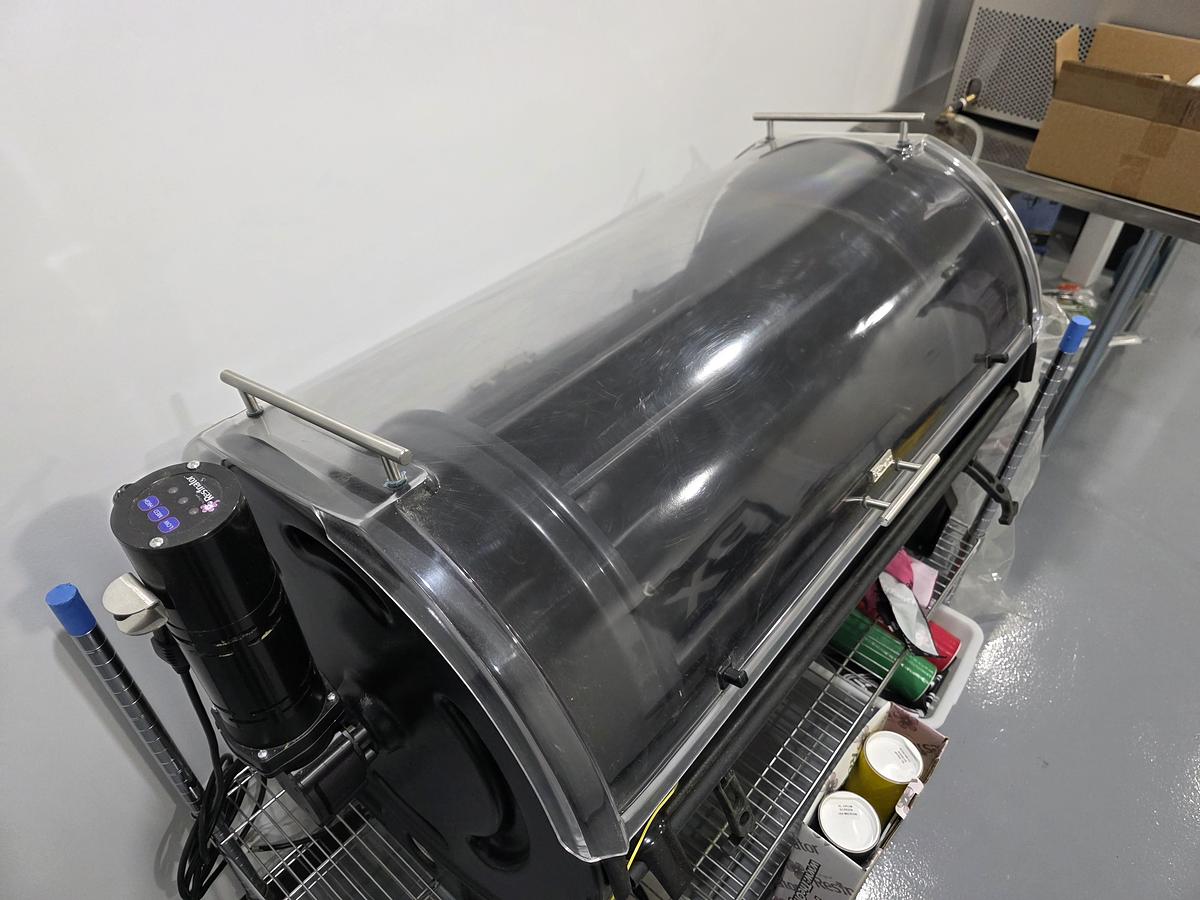 Used Resinator XL Classic Bundle: Bladeless Trimmer, Cryo Sifter, and Ice Water Hash apparatus