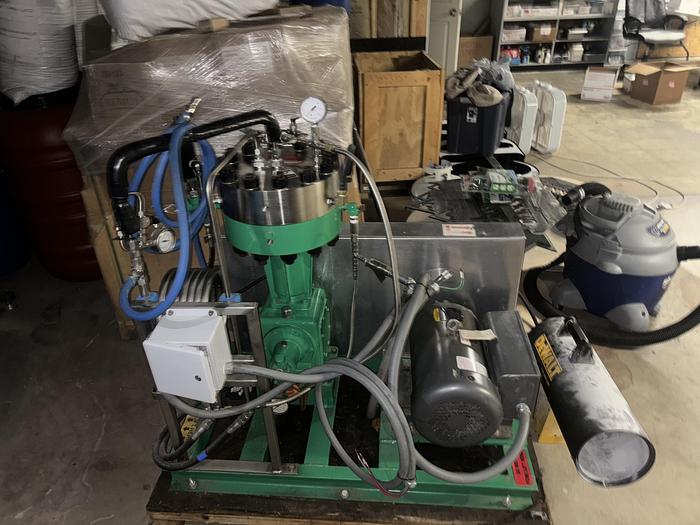 Used Apeks Transformer Supercritical CO2 Extractor + Ancillary