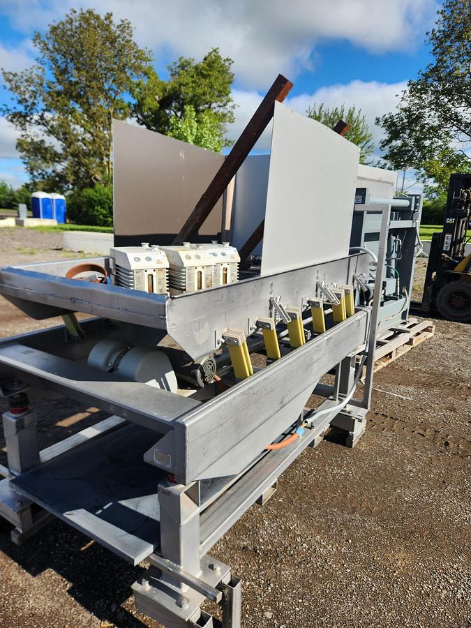 Used Shaker Table
