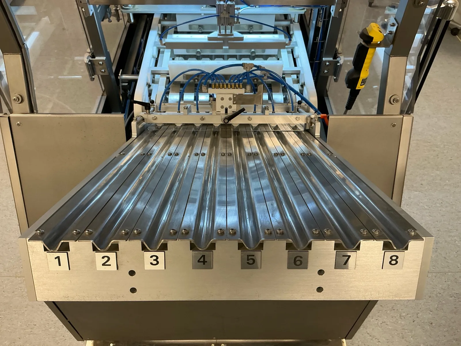 Used JuanaRoll 8 Channel Pre-Rolling Machine