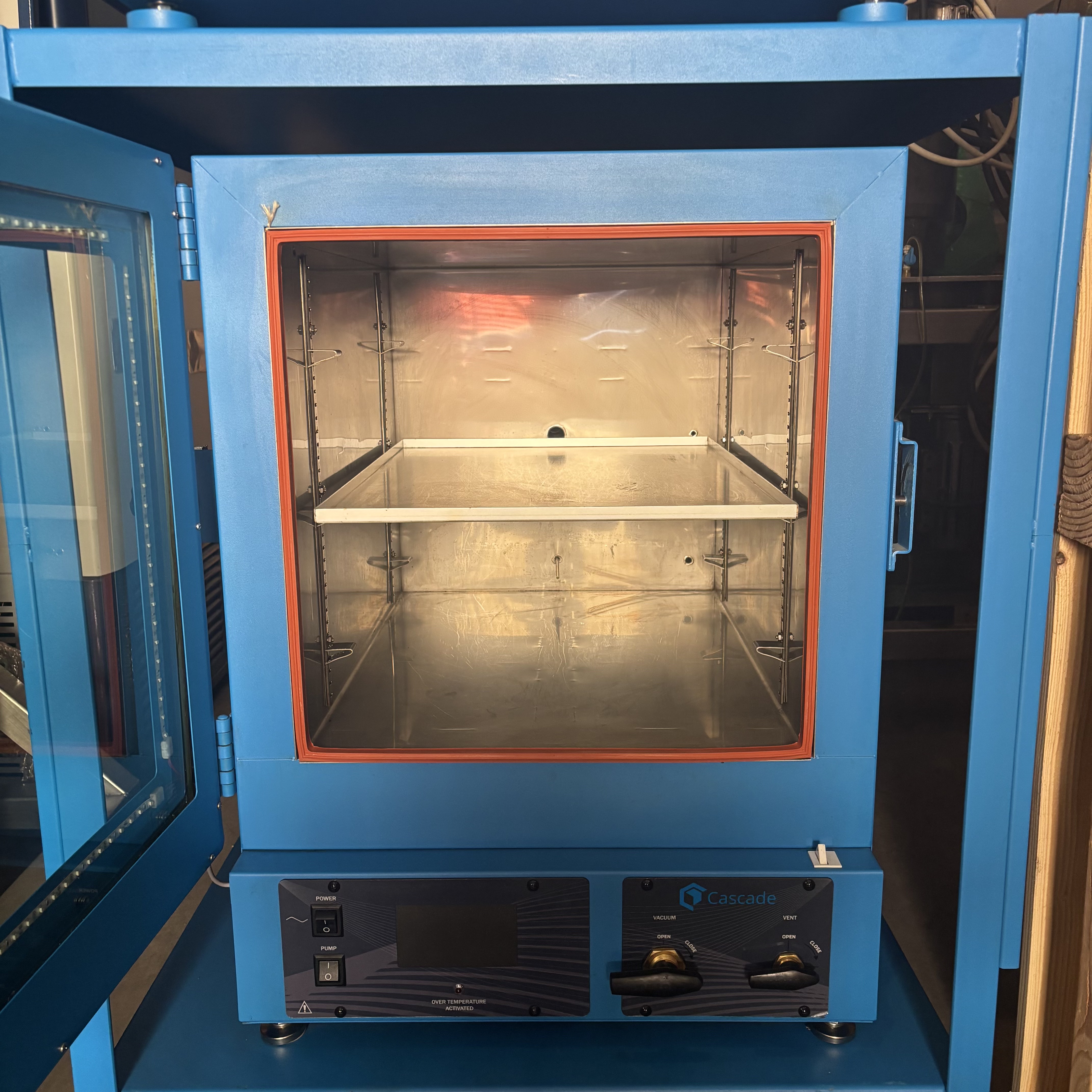 Used Cascade Sciences CVO 5-L Double Up Vacuum Ovens