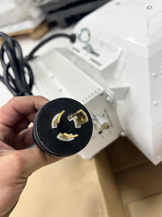 Sun System 315 Watt Light Fixtures