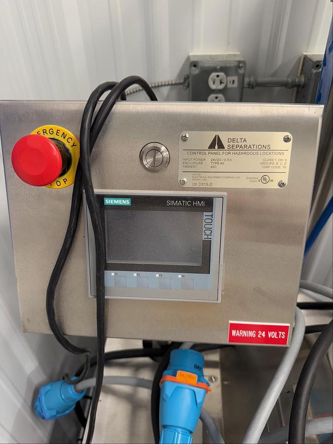 NEW Delta Separations CUP 30 with (10) Kegs, (200) Mesh Bags and (2) Dip Tubes