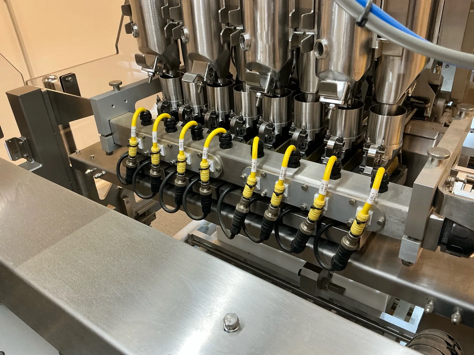 Used JuanaRoll 8 Channel Pre-Rolling Machine