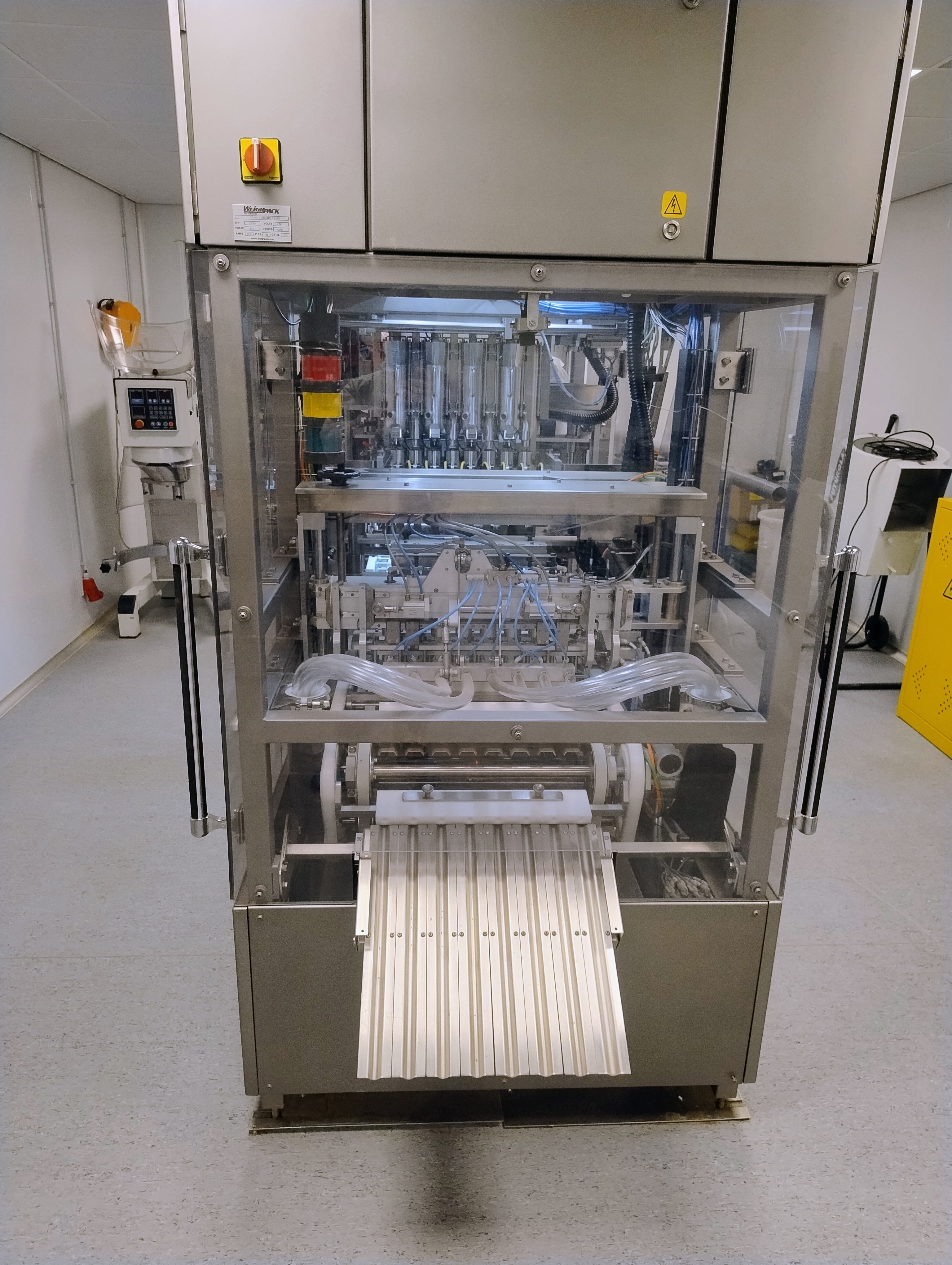Used JuanaRoll 8 Channel Pre-Rolling Machine