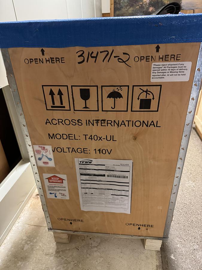 Across International 3.2 Cu Ft Vacuum Oven with Edwards Pump