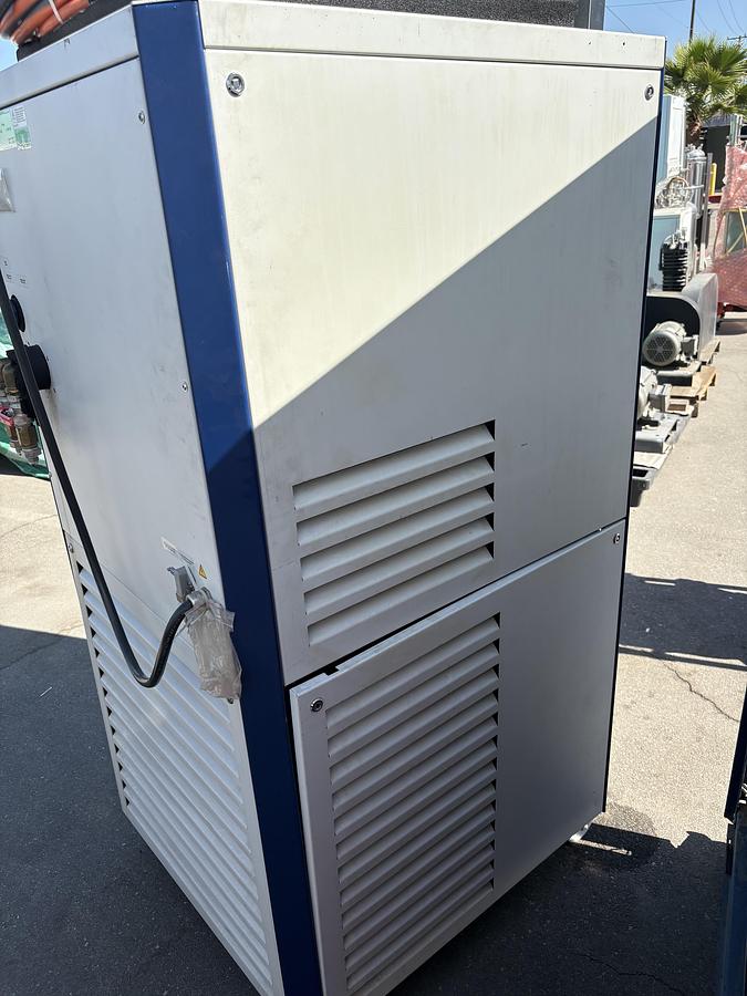 Used Huber CS 100 Recirculating Chiller