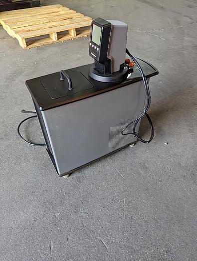 Used Poly Science Recirculating Chiller MX07R-20-A11B