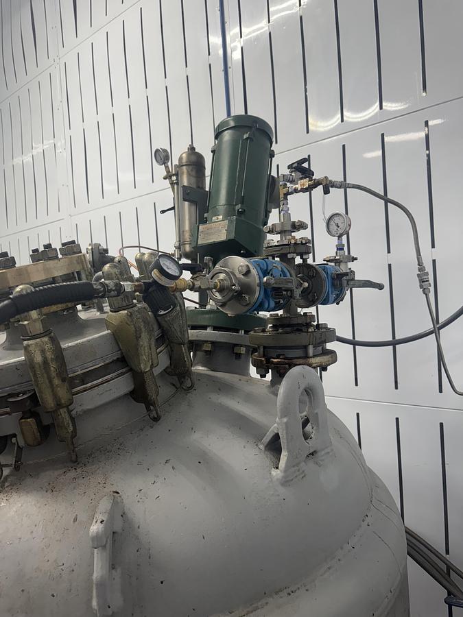Used De Dietrich 200-Gallon Glass-Lined Double Jacketed Reactor with Lightnin Mixer