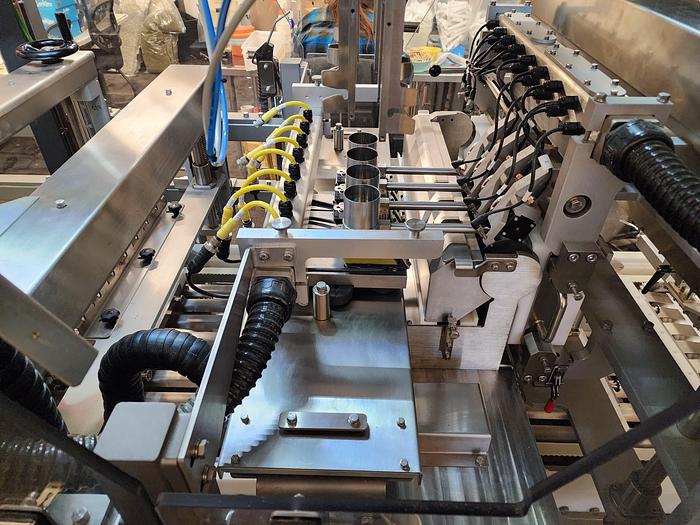 Used JuanaRoll Pre-Roll Machine - Automatic and Lightly Used
