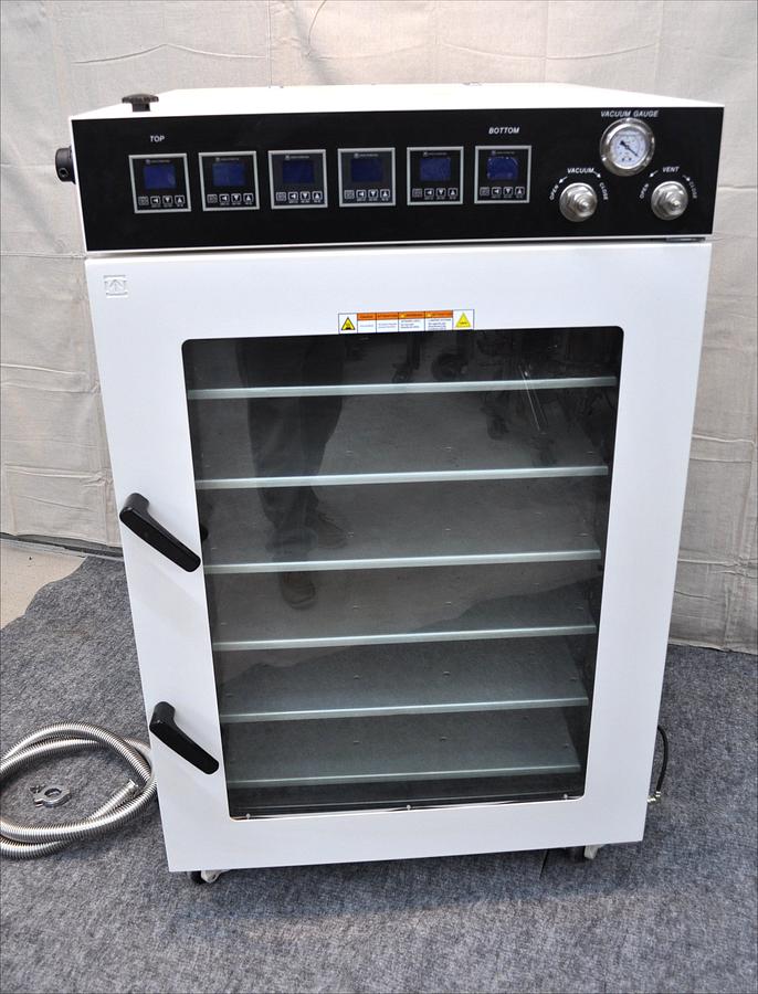 Used Across International 16 Cu Ft Vacuum Oven with Agilent Dry Scroll Pump