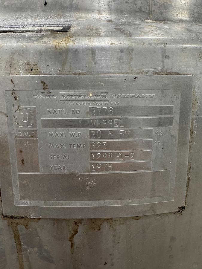 Used Paul Mueller 600 L Jacketed Mixing Vessel with Lightnin Geared Mixer