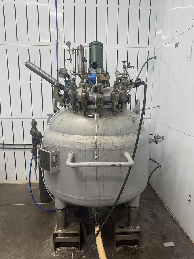 Used De Dietrich 200-Gallon Glass-Lined Double Jacketed Reactor with Lightnin Mixer
