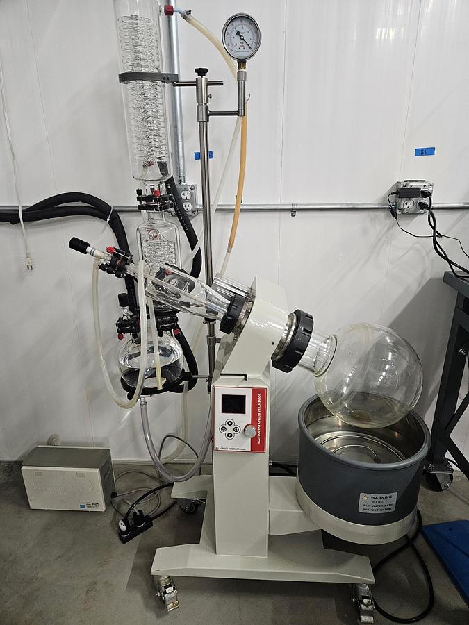 Used 2L Double Jacketed Glass Reactor