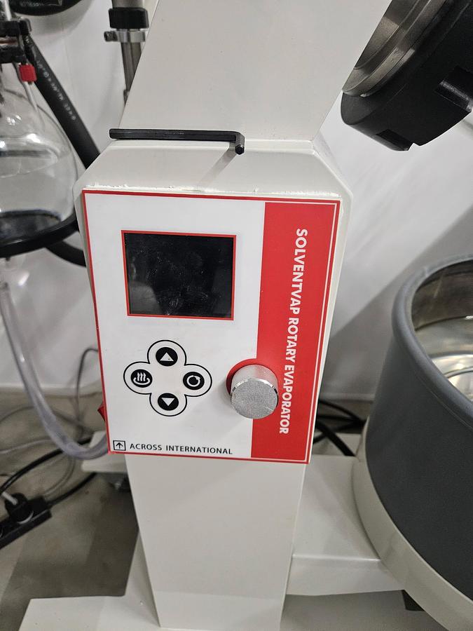 Used 2L Double Jacketed Glass Reactor