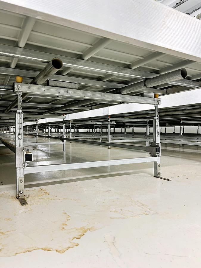Used Rolling Vegetation Tables