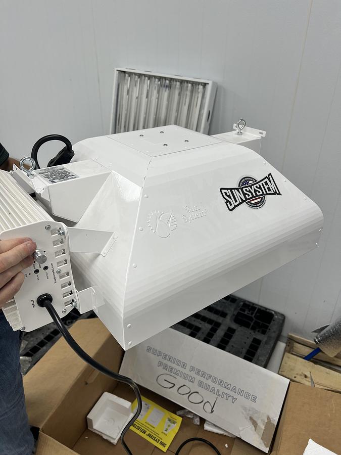 Sun System 1000 Watt DE Boss Commercial Fixture 277 Volt