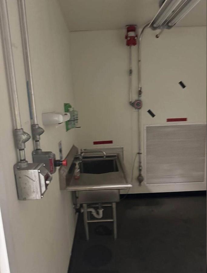 Used Flexmod C1D1 Outdoor Booth 8x20' 