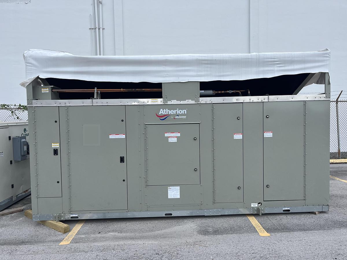 MODINE Air Cooled Roof Top HVAC (40 tons & 7000 CFM) Model RTU3-MPR40