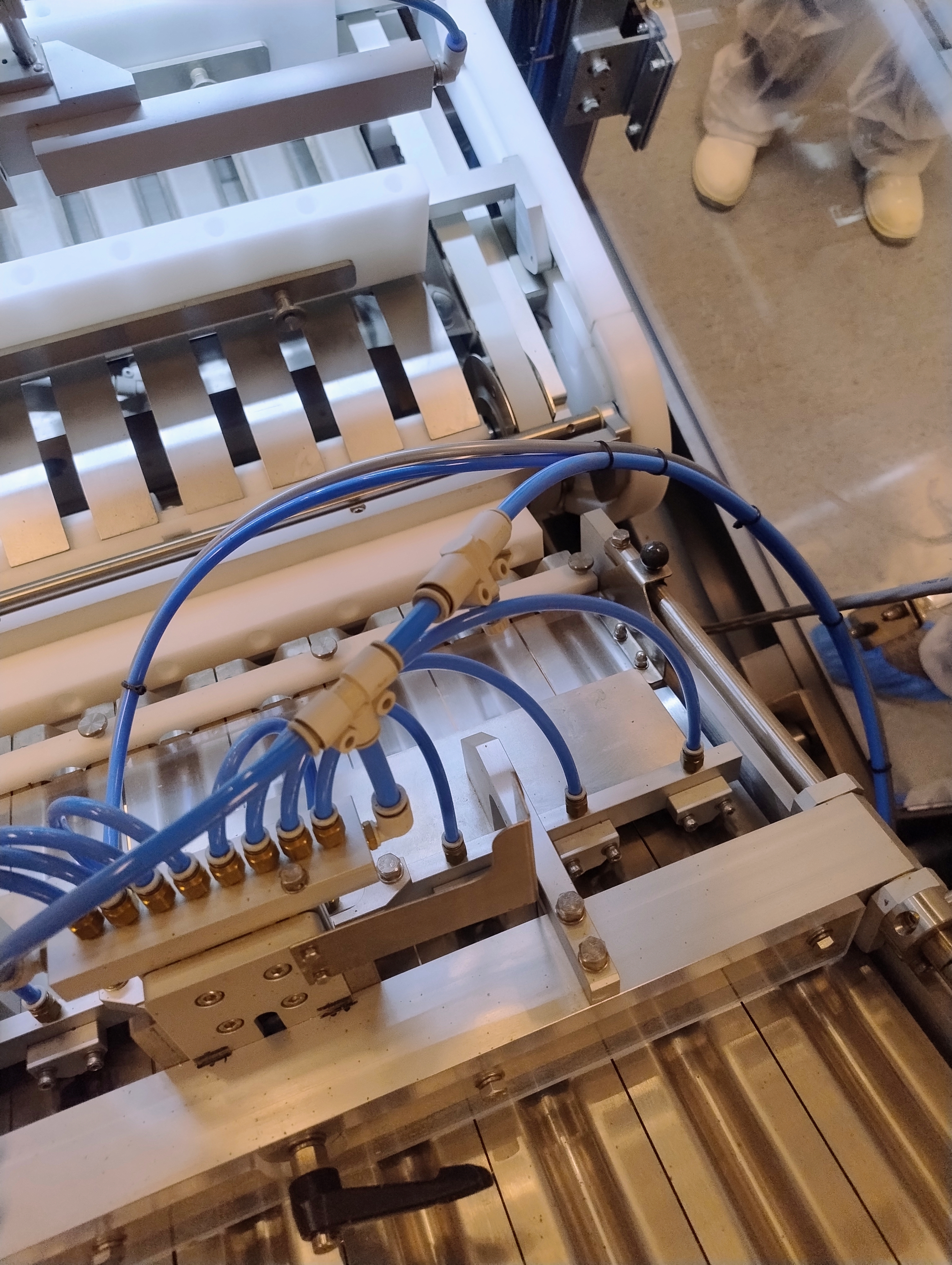 Used JuanaRoll 8 Channel Pre-Rolling Machine