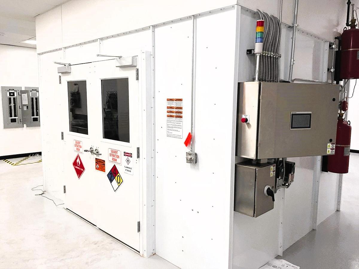 Used Extraction Tek C1D1 Booth – 8x12’ (Fire Suppression Included | UL Listed