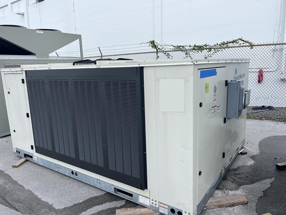 CLIMATEMASTER DOAS2 - DH18 Air Source Heat Pump Unit 16.6 Ton 3570 CFM