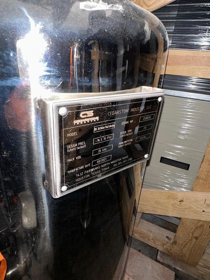 600 L Crystallization Reactor with Chiller, Heater, SS Storage Vessel, Pump and Control Box