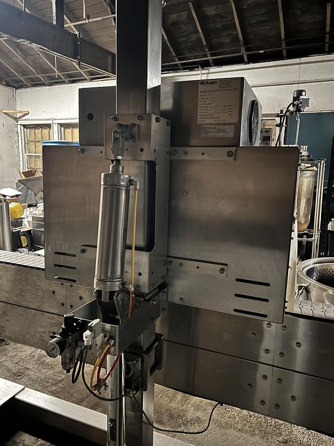 Used Heat Shrink Tunnel with Sleeve Inserter