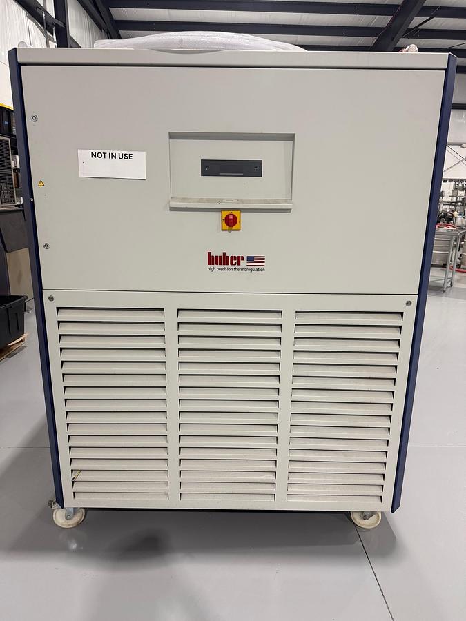 Used Huber CS 200 Recirculating Chiller