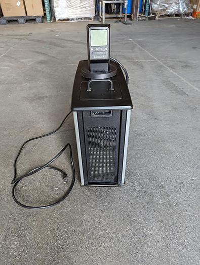 Used Poly Science Recirculating Chiller MX07R-20-A11B