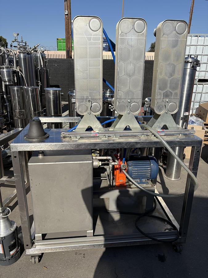 Used Delta Separations FFE 45 (Falling Film Evaporator 45 gal/hour recovery)