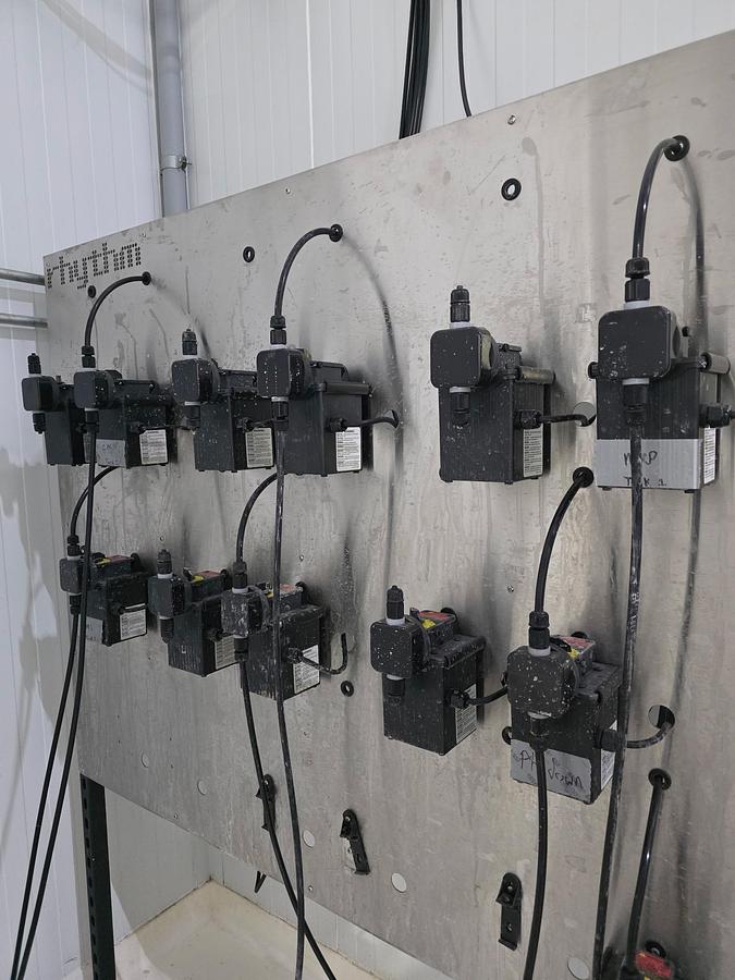 Used Rythym Fertigation System: an In-Line Automated Nutrient Batch Dosing System