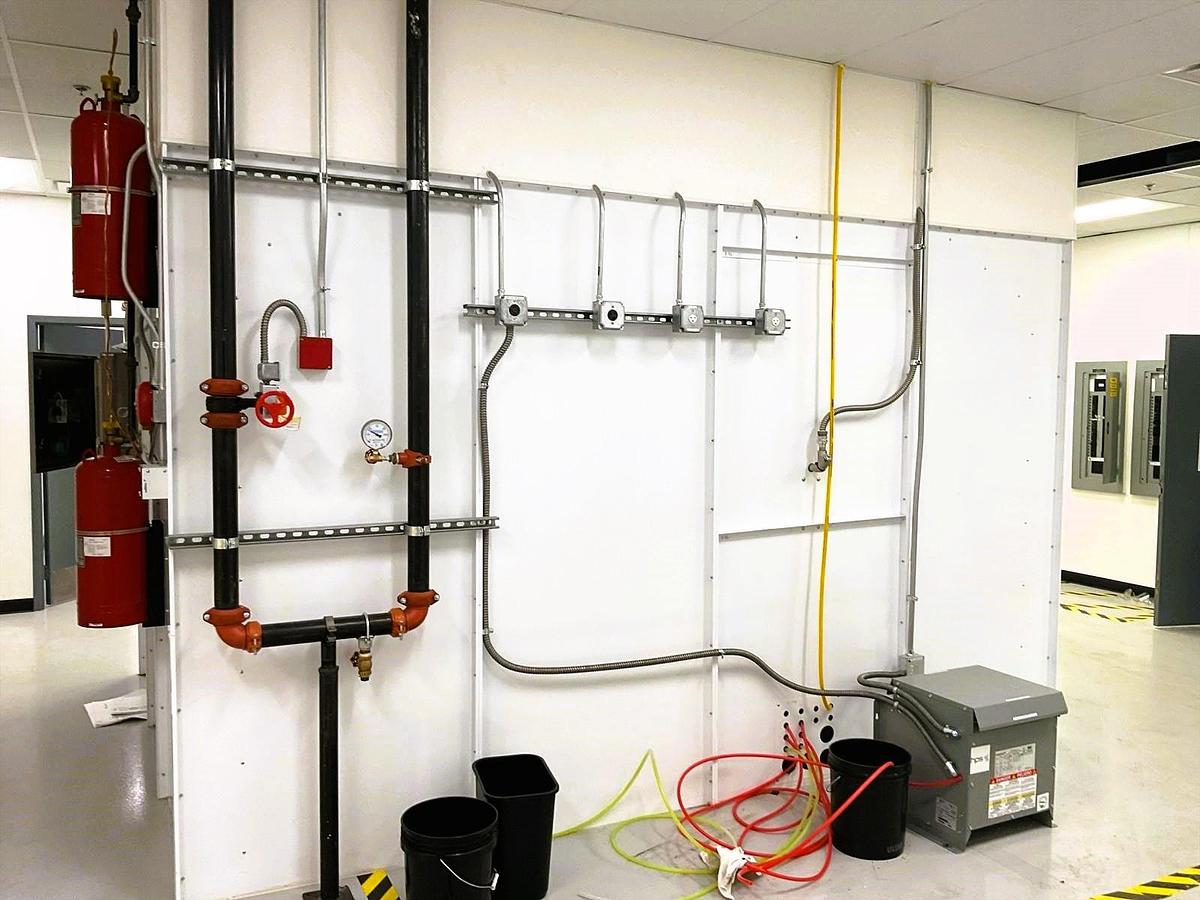 Used Extraction Tek C1D1 Booth – 8x12’ (Fire Suppression Included | UL Listed