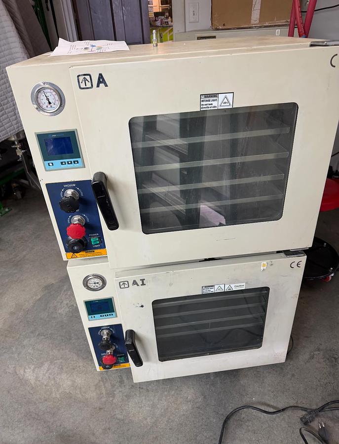 Used (4) Across International 1.9 cu ft Vacuum Ovens 