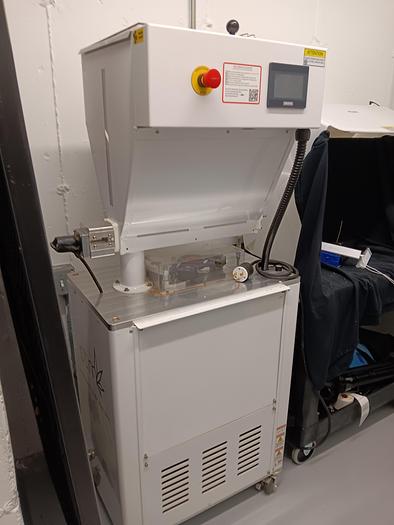 Used STM Revolution Grinder 2.0