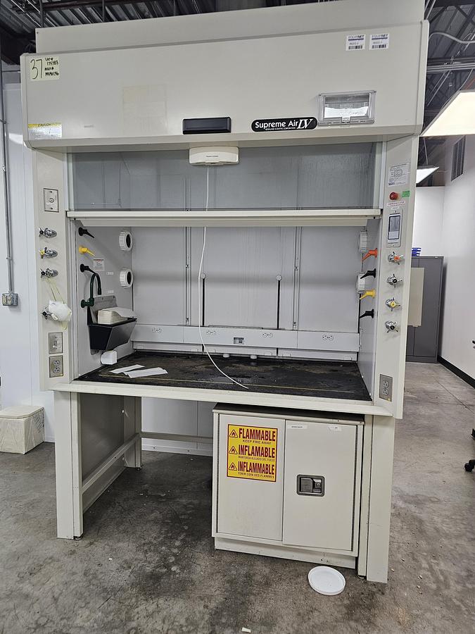 Used UL Listed Podtronix C1D1 Booth 10x14'