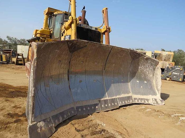Used CATERPILLAR D 10 R