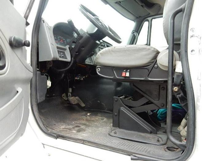 Used 2006 International 7600