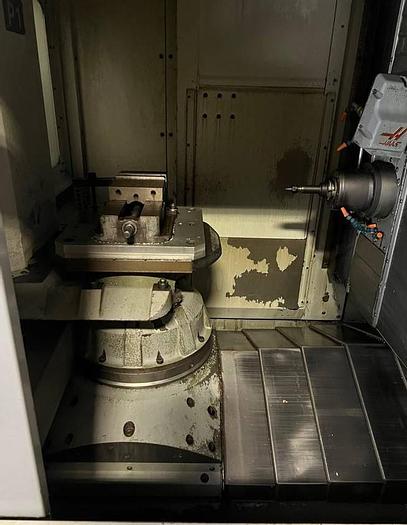 Used 2006 HAAS EC-400 4-Axis CNC Horizontal Machining Center