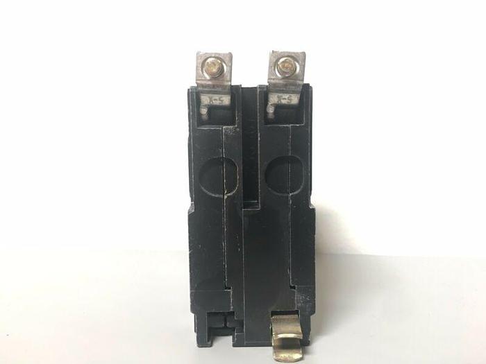 Used Lot of 3 Square D 2 Pole Circuit Breaker 120/240V 15 Amp