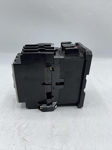 Used ALLEN BRADLEY 100-A38N*3 Ser C