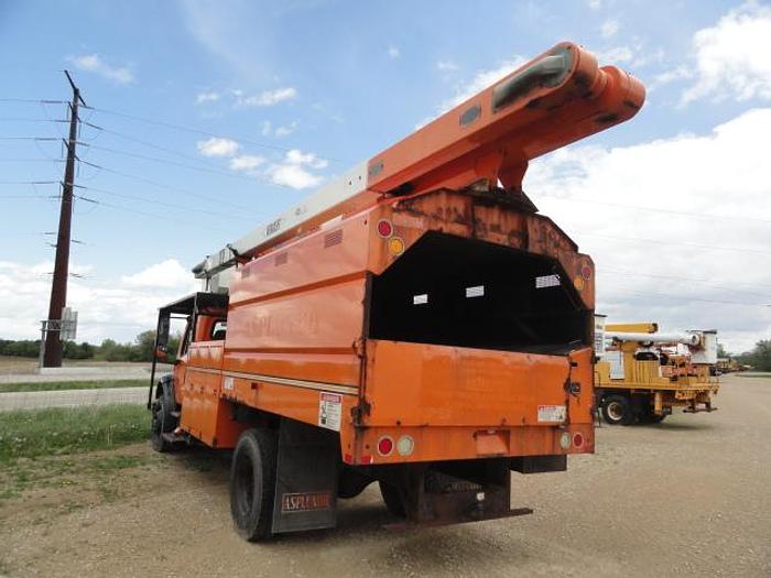 Used 2011 FREIGHTLINER BUSINESS CLASS M2 106