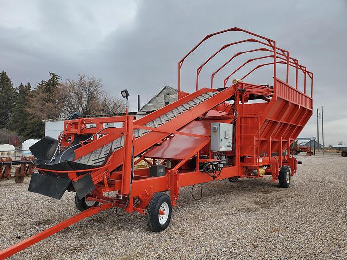 Used 2019 Milestone MS4210 Potato Even Flow